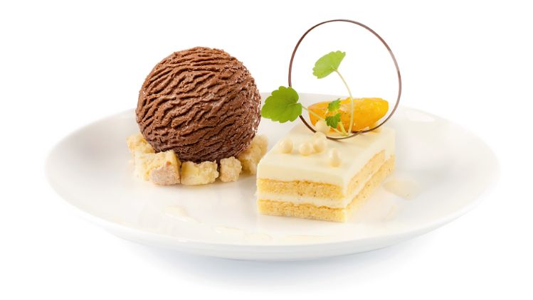 Rezepte-04-Jogurtmousse-mit-Zwergorangen-und-Schokoladen-Glace-Stagesimple