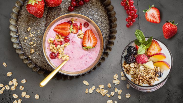 frühstück-joghurt-stagesimple